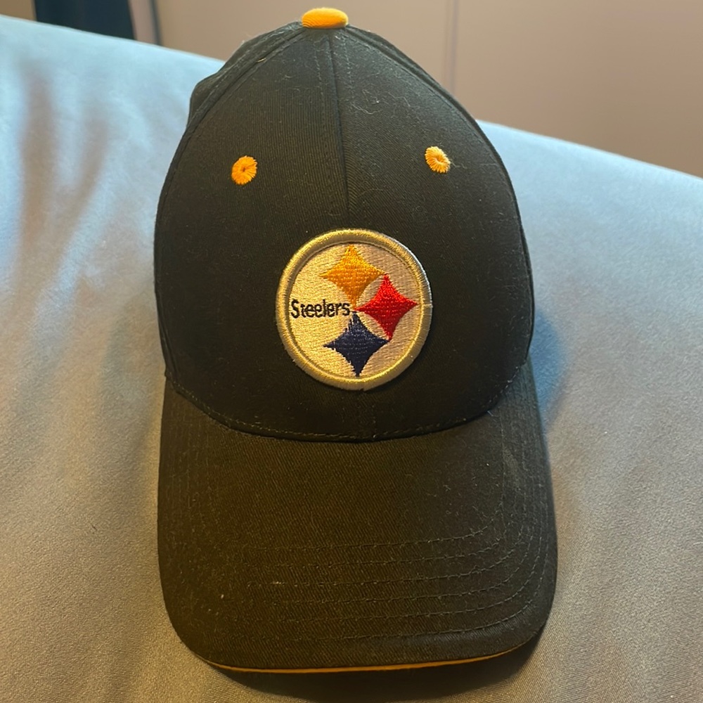 Pittsburgh Steelers Velcro hat